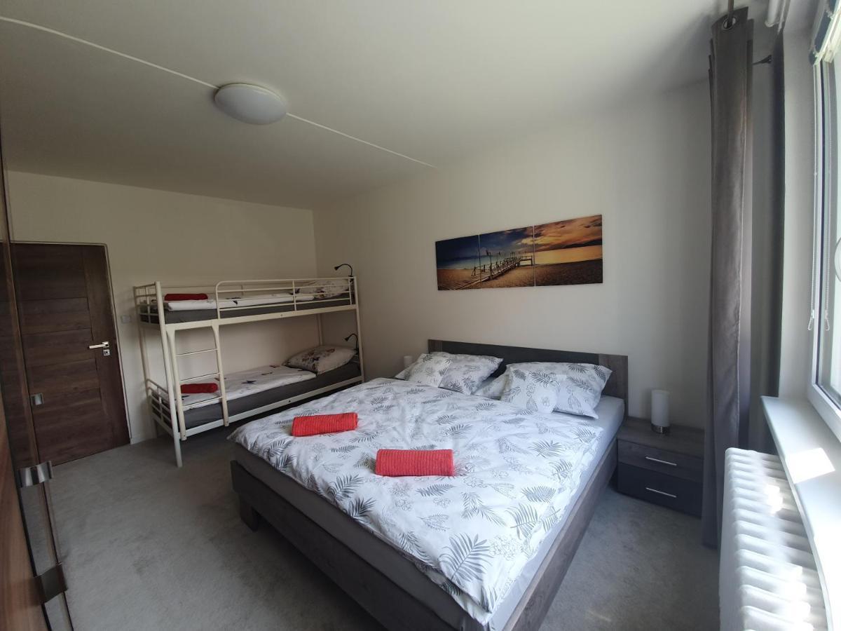 Family Apartman Kovářská 外观 照片